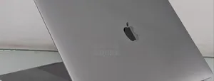 New Laptop Apple MacBook Pro 2018 32GB Intel Core I7 SSD 512GB