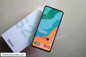 New Samsung Galaxy S20 FE 128 GB Green