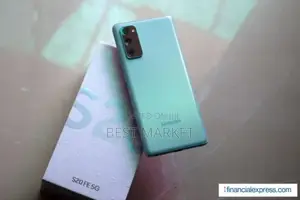 New Samsung Galaxy S20 FE 128 GB Green
