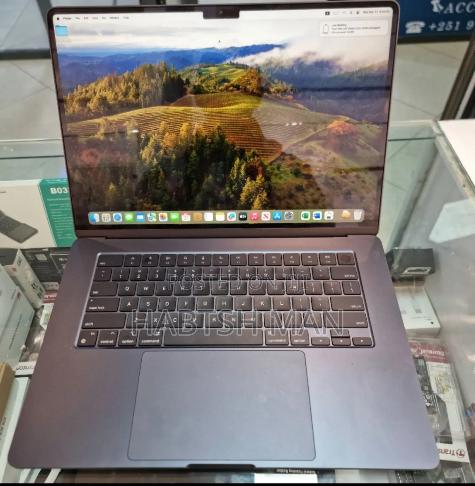 New Laptop Apple MacBook Air 2024 M3 15-Inch 8GB Apple M3 SSD 256GB