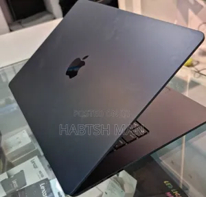 New Laptop Apple MacBook Air 2024 M3 15-Inch 8GB Apple M3 SSD 256GB