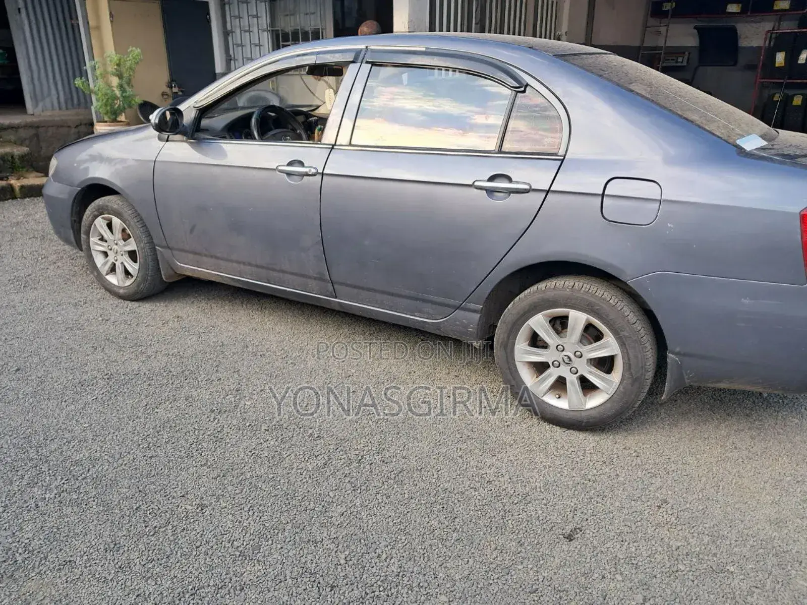 Lifan Abay 2011 Gray