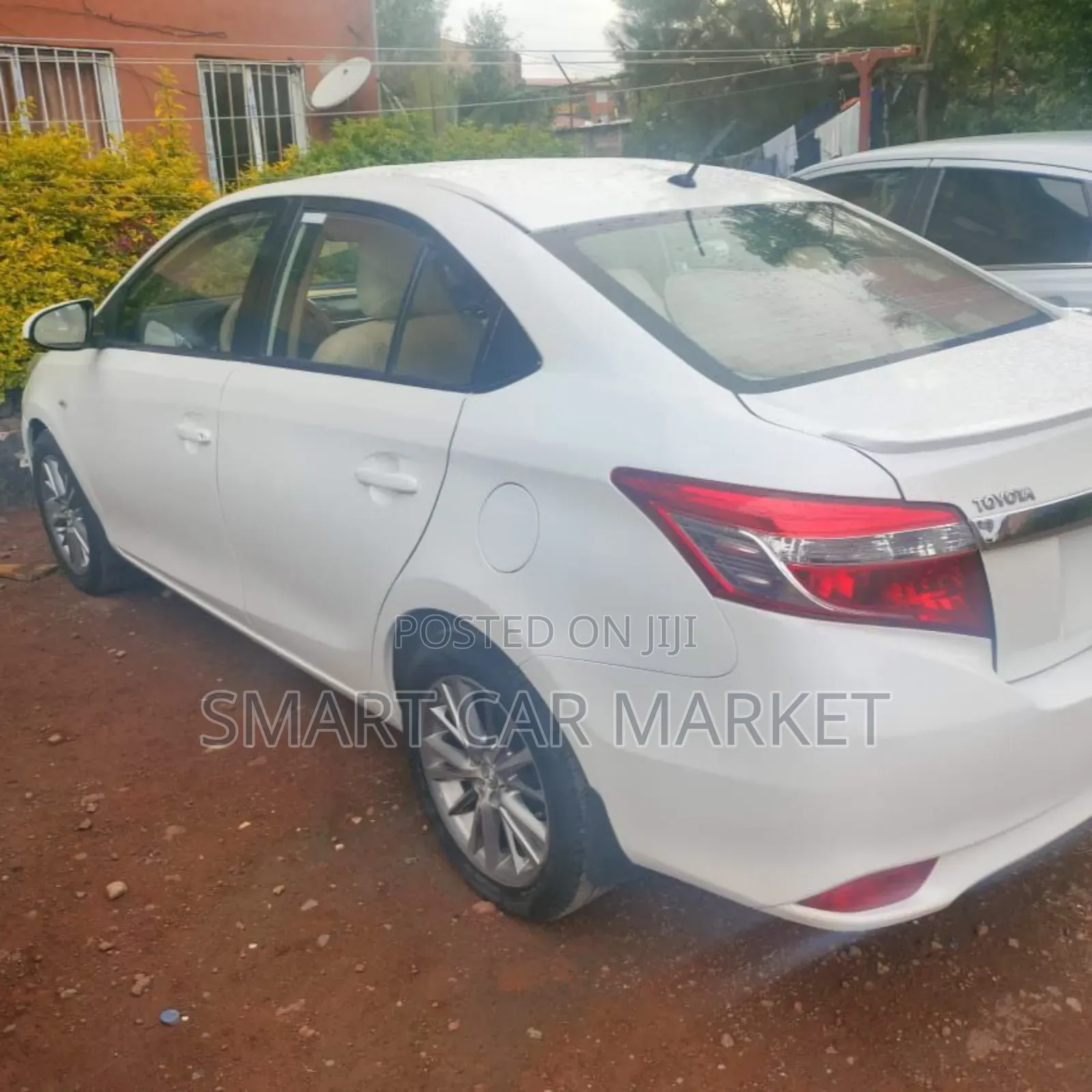 Toyota Yaris 2016 White