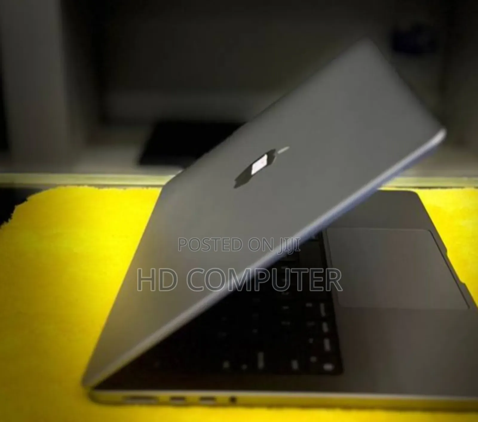 New Laptop Apple MacBook Pro 2023 M3 14-Inch 8GB Apple M3 SSD 512GB