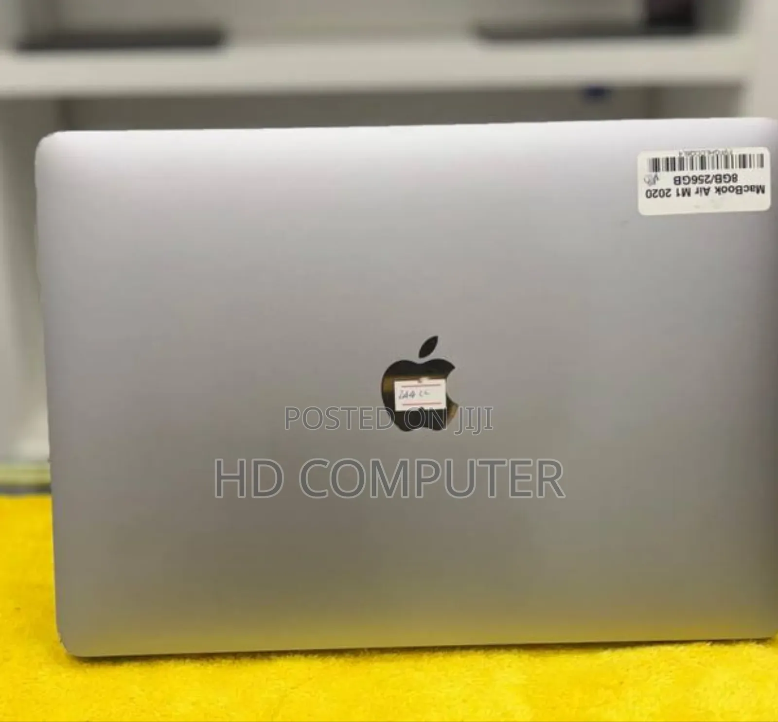 New Laptop Apple MacBook Pro M1 8GB Apple M1 SSD 256GB