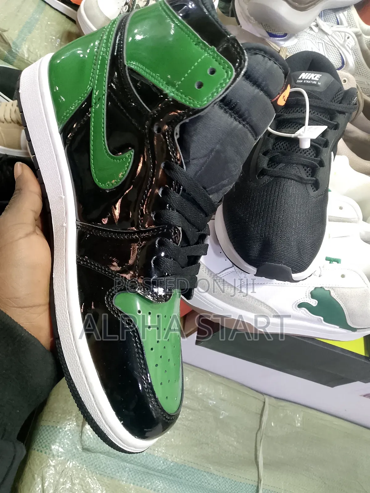 Air Jordan 1 Black Green Master Quality Shoes for You