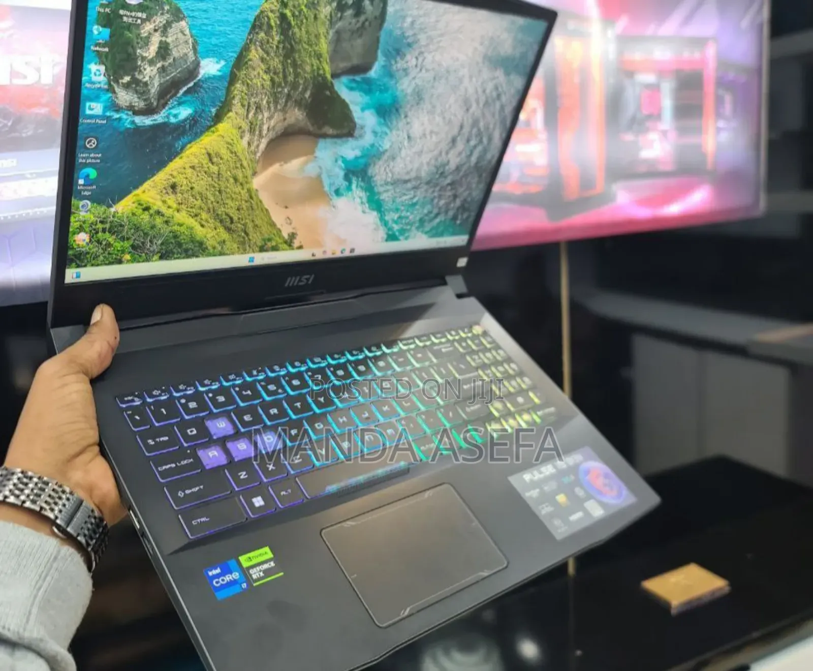 New Laptop MSI 16GB Intel Core I7 SSD 1T