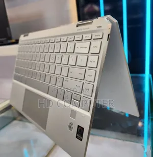 New Laptop HP Spectre X360 16GB Intel Core I7 SSD 1T