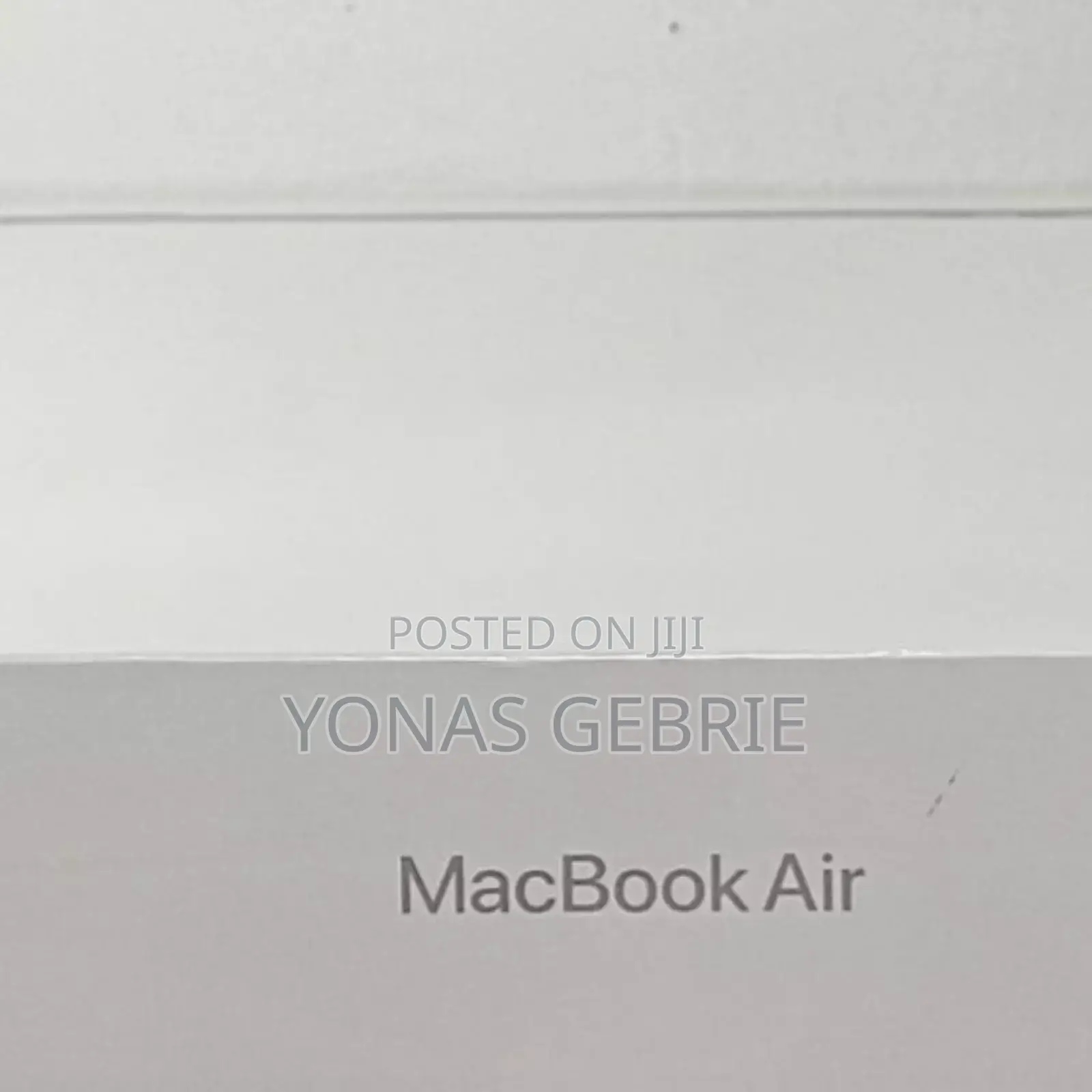 New Laptop Apple MacBook Air 2022 M2 16GB Apple M2 SSD 256GB