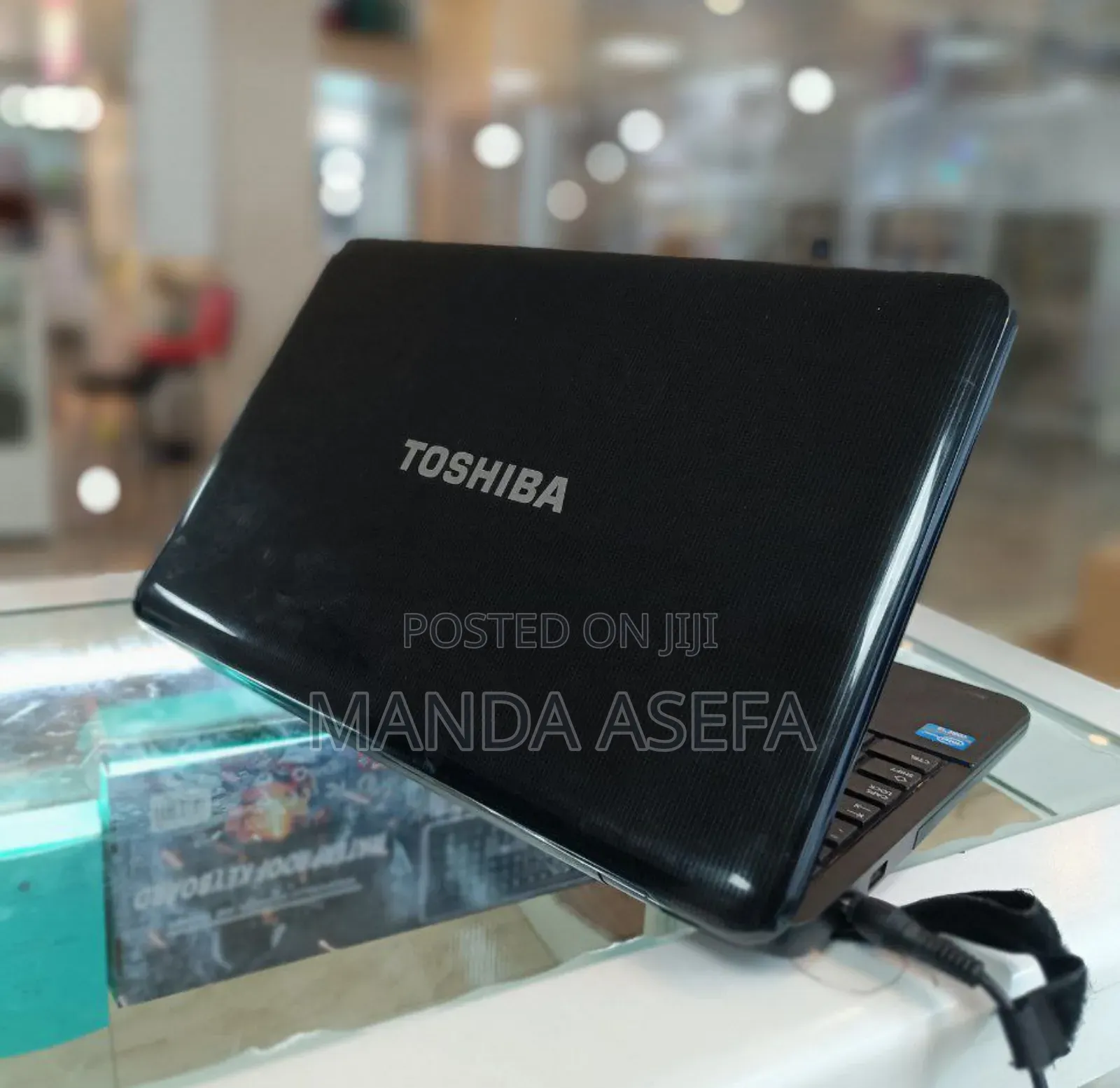 Laptop Toshiba Satellite C850 4GB Intel Core I3 HDD 500GB