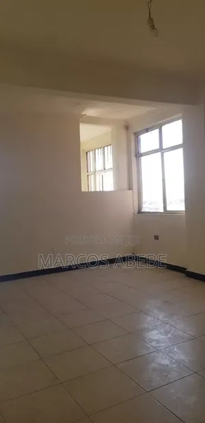 Furnished 2bdrm Condo in አራብሳ አዲስ አበባ, Bole for sale