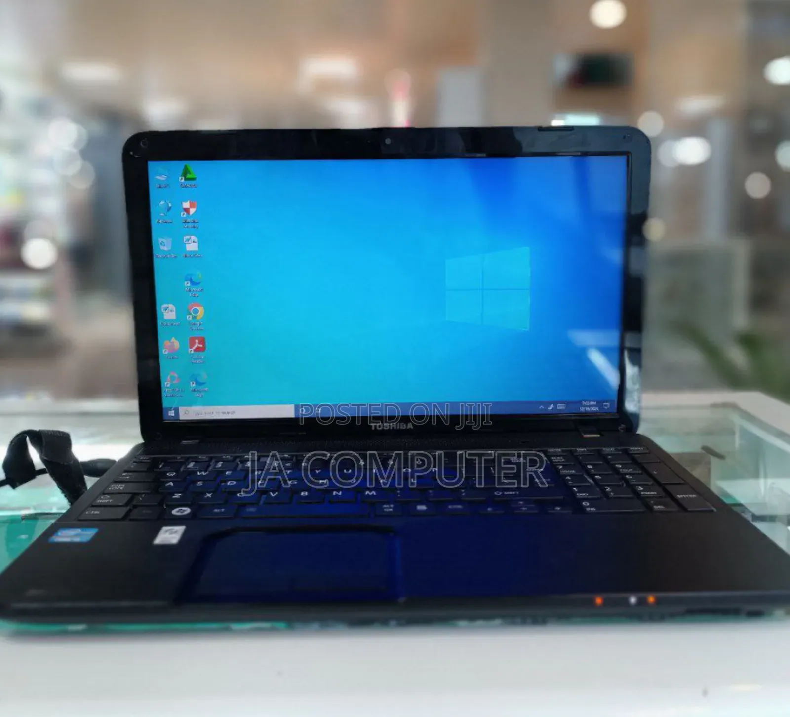 New Laptop Toshiba Satellite C665 4GB Intel Core I3 HDD 500GB