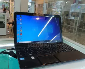 New Laptop Toshiba Satellite C665 4GB Intel Core I3 HDD 500GB