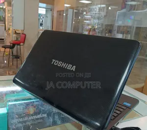 New Laptop Toshiba Satellite C665 4GB Intel Core I3 HDD 500GB