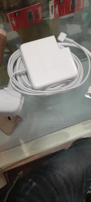Photo - Apple Charger