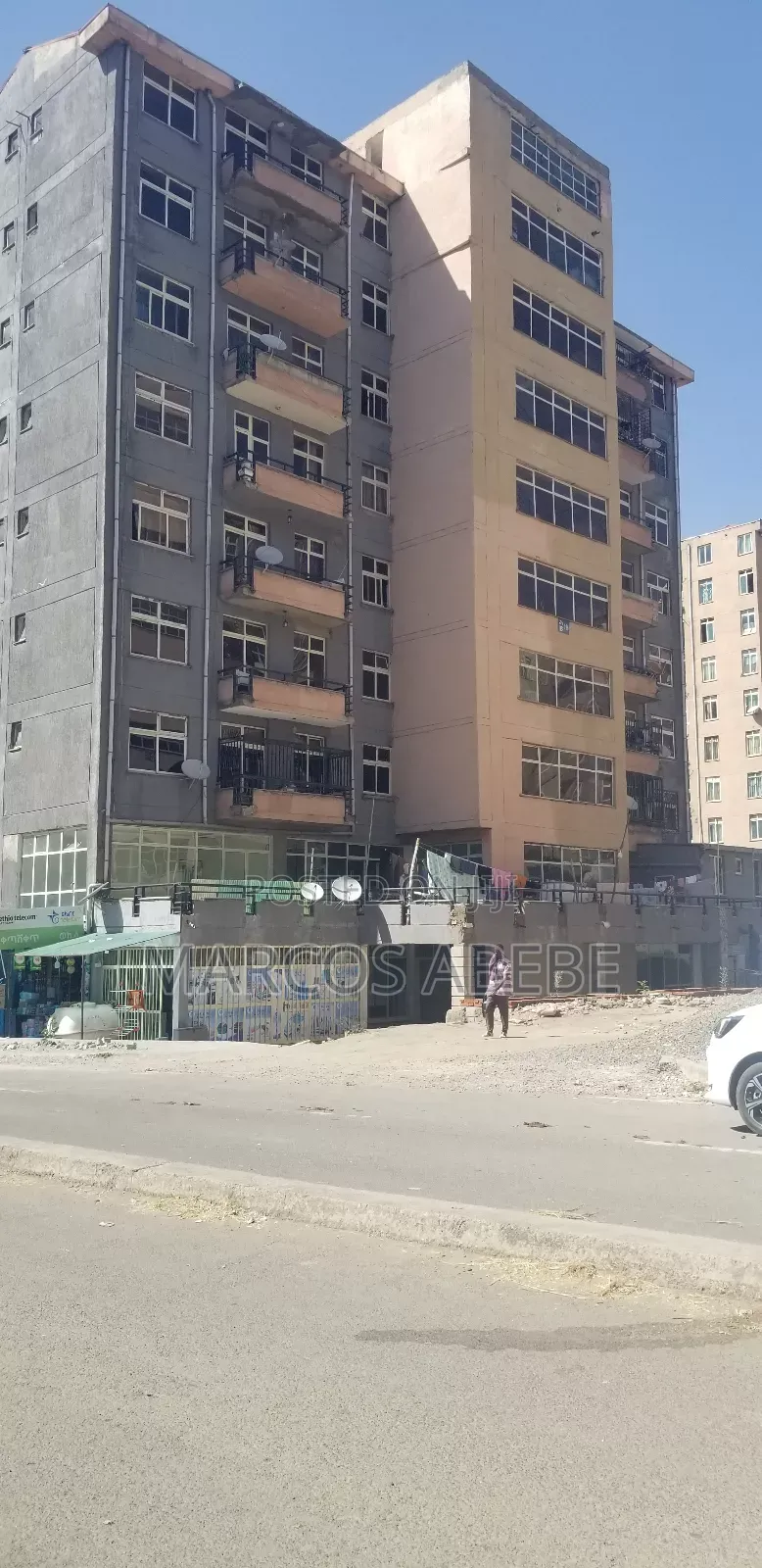 Furnished 2bdrm Condo in መገናኛ አዲስ አበባ, Bole for sale