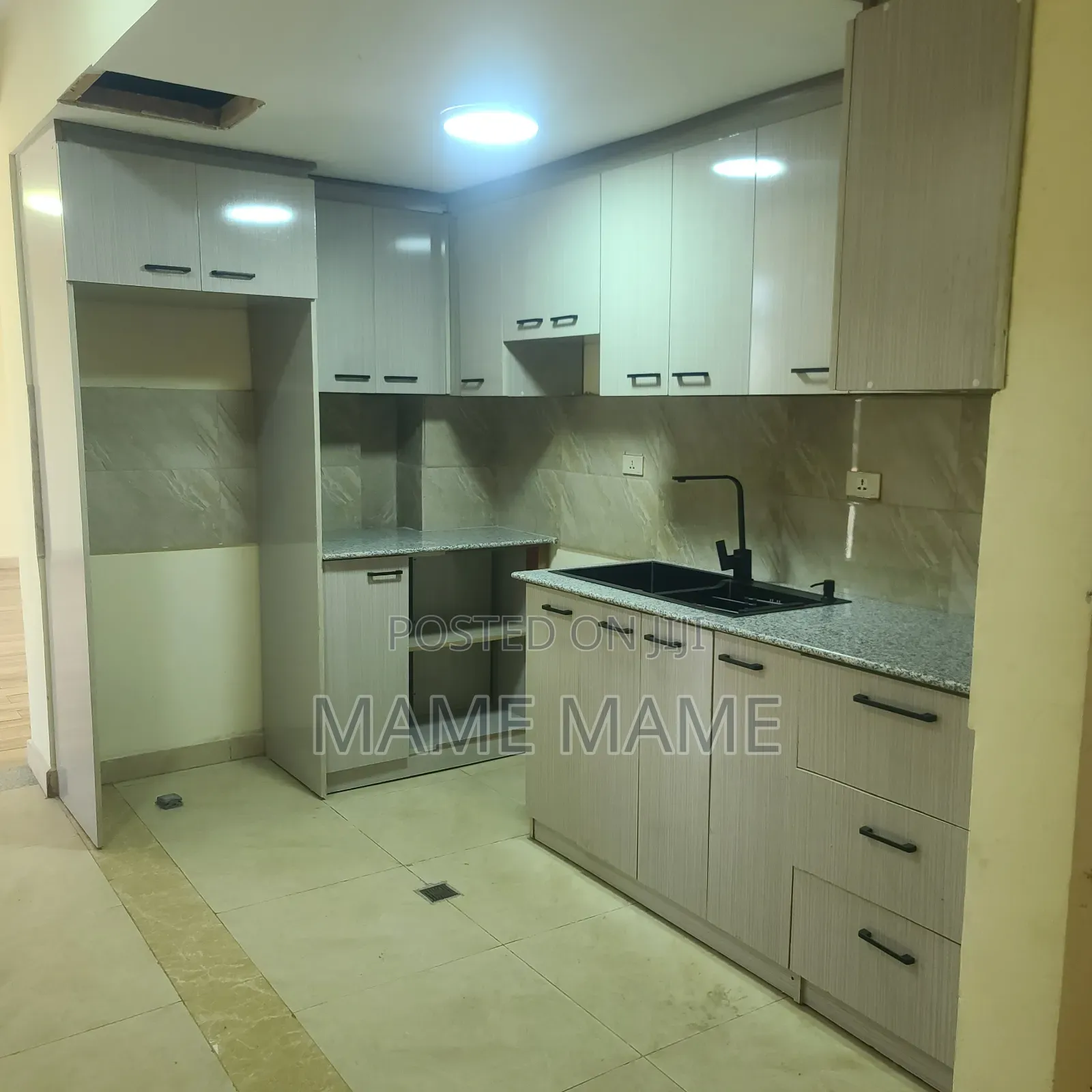 3bdrm Apartment in Addis Abeba, Bole for rent