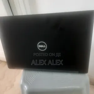 Photo - New Laptop Dell Latitude 5310 8GB Intel Core I5 HDD+SSD 512GB