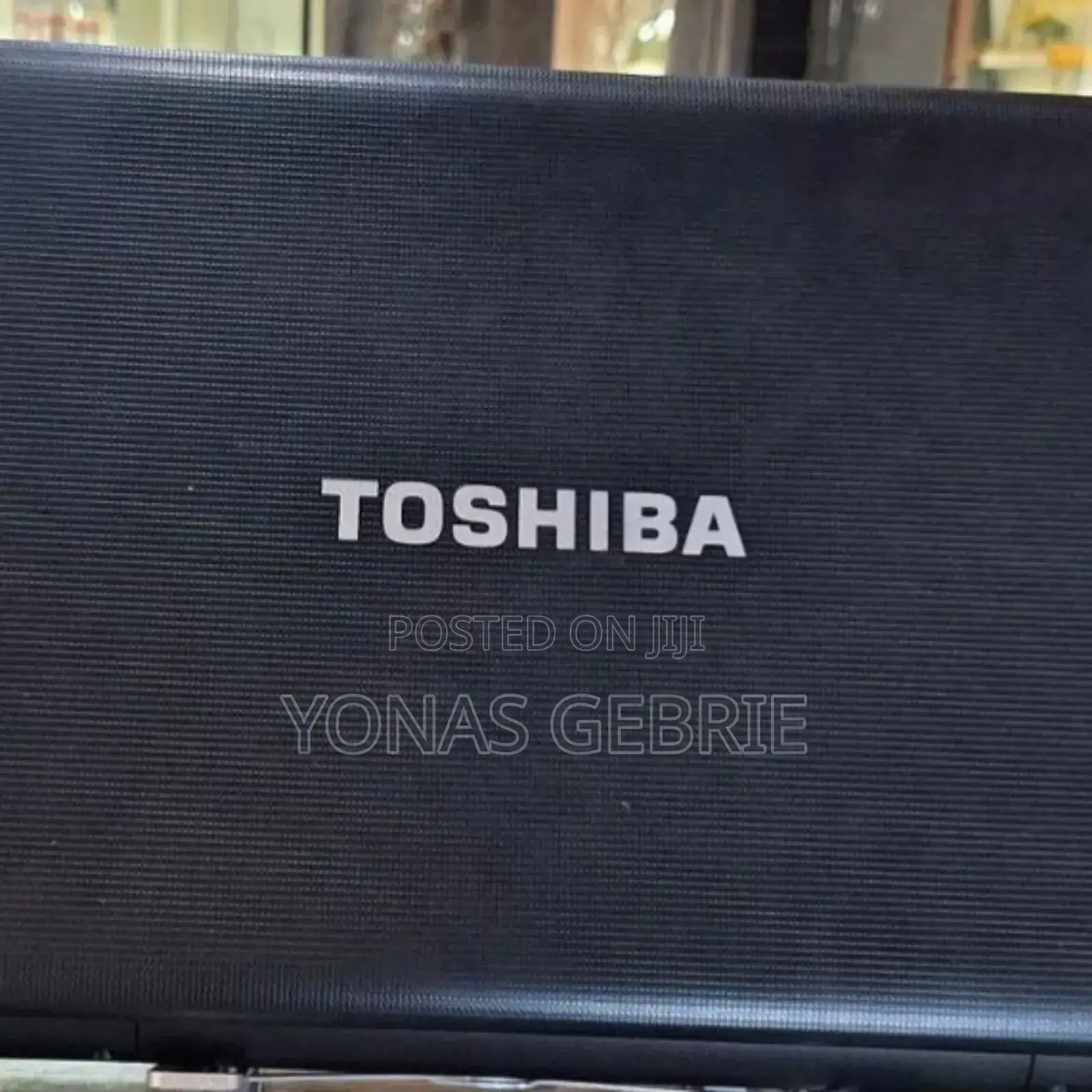 Laptop Toshiba 4GB AMD HDD 500GB