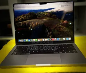 New Apple MacBook Pro 2023 M3 14-Inch 8GB Apple M3 Pro SSD 512GB