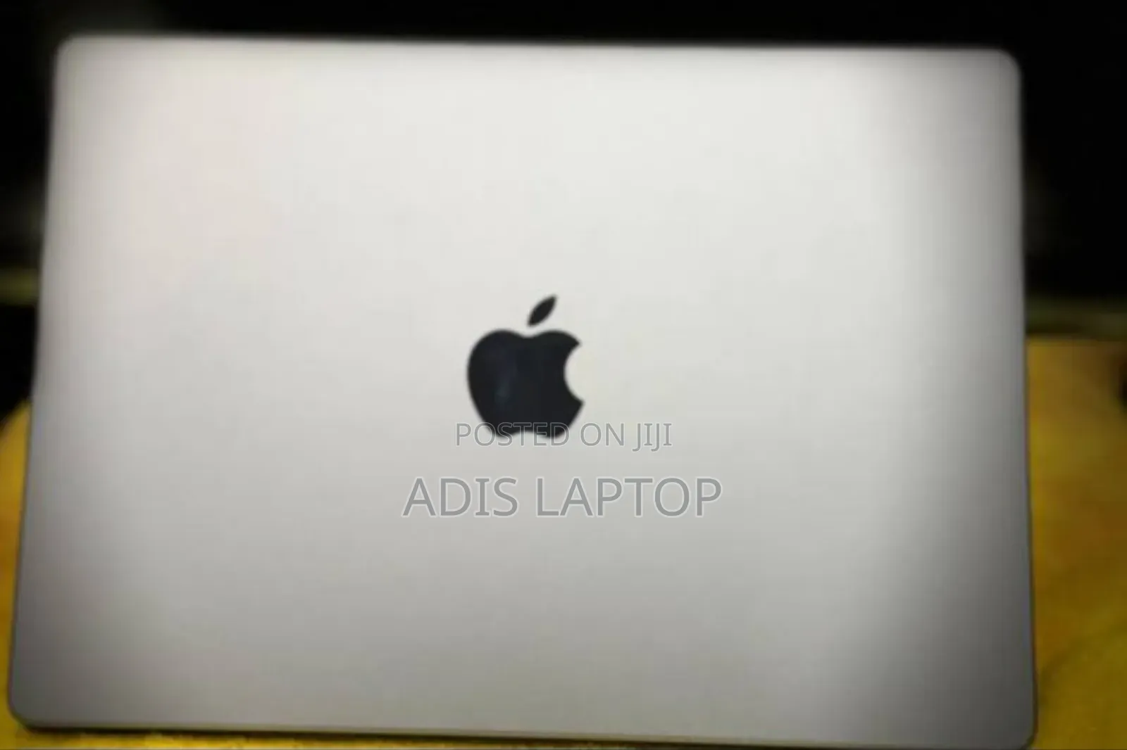 New Apple MacBook Pro 2023 M3 14-Inch 8GB Apple M3 Pro SSD 512GB