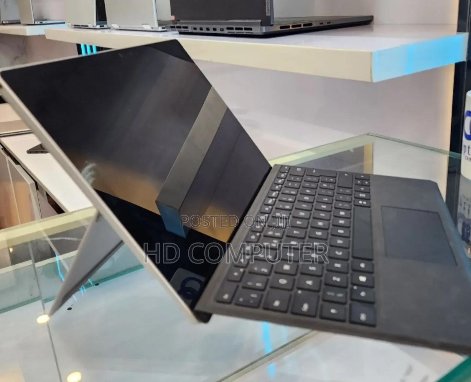 New Laptop 8GB Intel Core I5 SSD 256GB