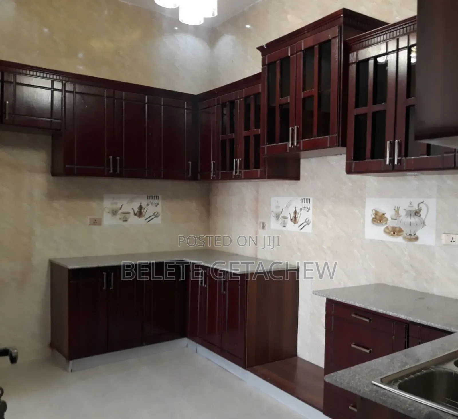 3bdrm Villa in Semit Fyelbet,, Bole for sale