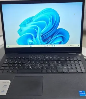 New Laptop Dell Vostro 15 3000 8GB Intel Core I5 SSD 256GB