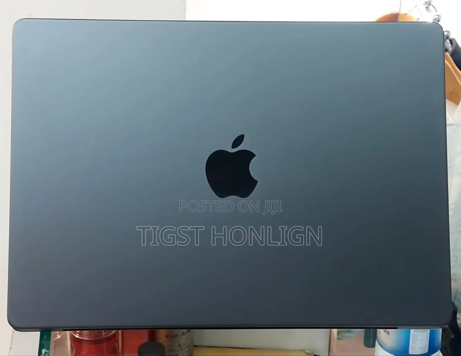 New Laptop Apple MacBook Pro 18GB Apple M3 SSD 512GB