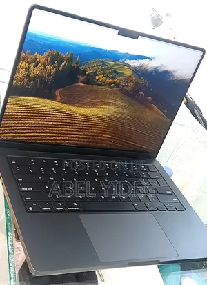 New Laptop Apple MacBook Pro 2023 M3 14-Inch 18GB Apple M3 SSD 512GB