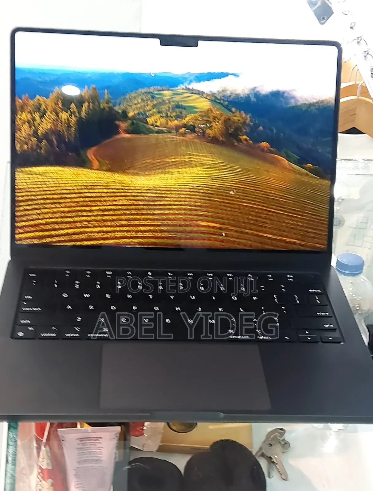 New Laptop Apple MacBook Pro 2023 M3 14-Inch 18GB Apple M3 SSD 512GB