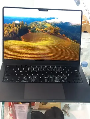 Photo - New Laptop Apple MacBook Pro 2023 M3 14-Inch 18GB Apple M3 SSD 512GB