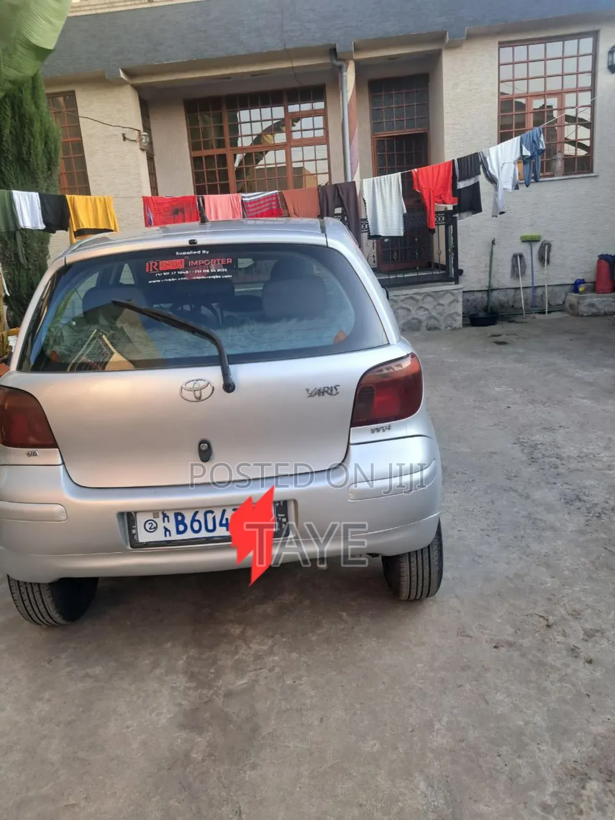 Toyota Vitz 2004 Silver