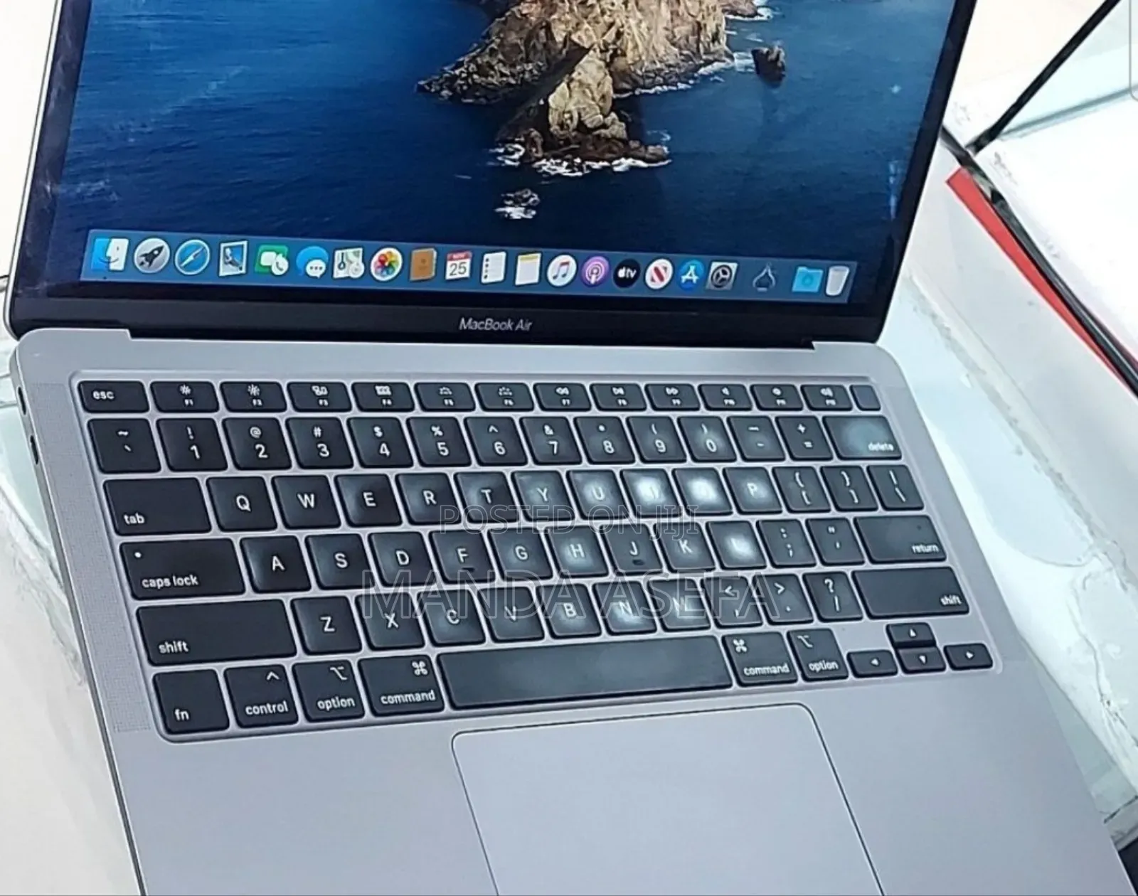 New Laptop Apple MacBook Air 2020 16GB Intel Core I7 SSD 512GB