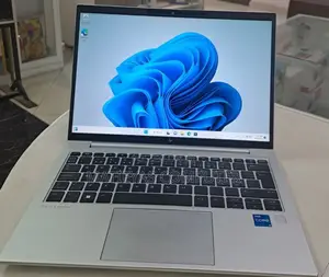 New Laptop HP EliteBook 830 G9 16GB Intel Core I5 SSD 512GB