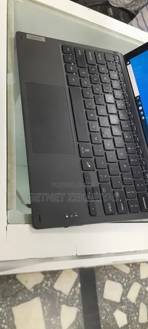 New Laptop Microsoft Surface Pro 7+ 16GB Intel Core I5 SSD 256GB