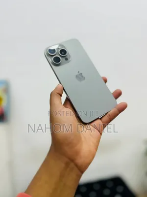 New Apple iPhone 15 Pro Max 256 GB