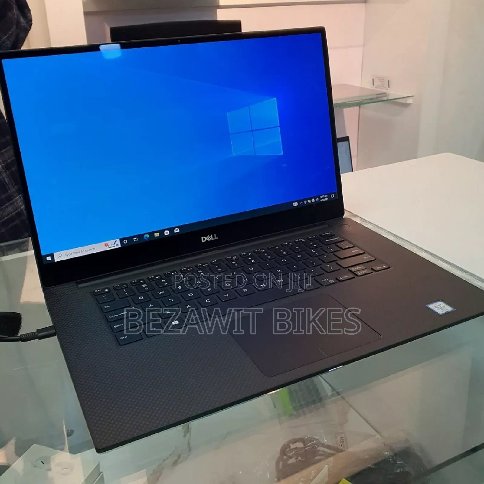 New Laptop Dell XPS 15 16GB Intel Core I7 SSD 512GB