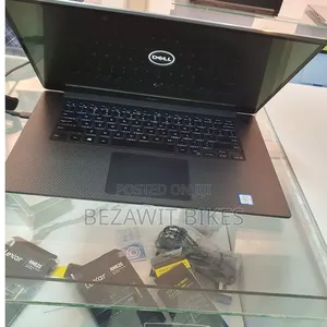 New Laptop Dell XPS 15 16GB Intel Core I7 SSD 512GB