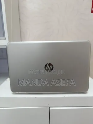 New Laptop HP Pavilion 15 8GB Intel Core I5 HDD 1T