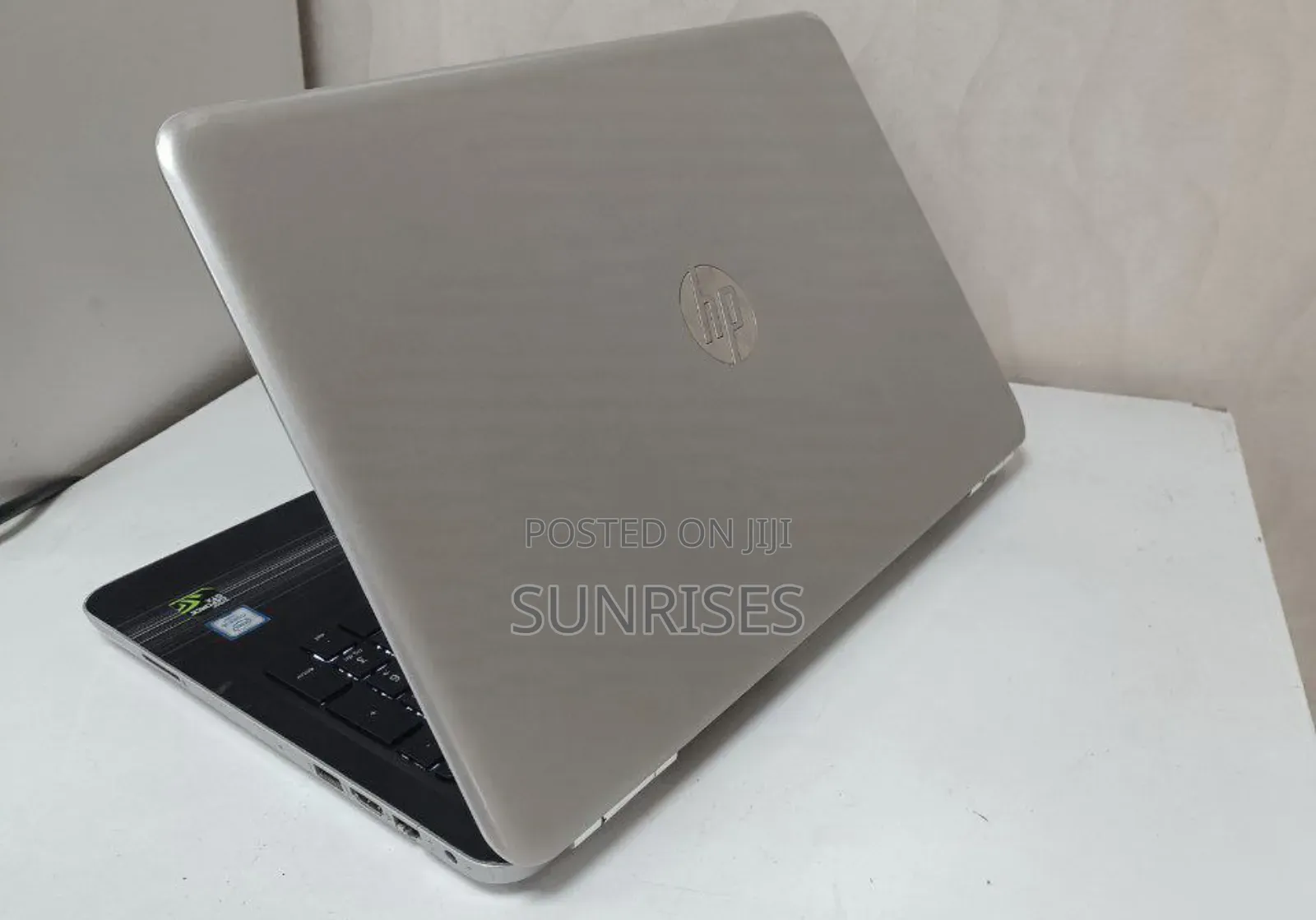 New Laptop HP Pavilion 15 8GB Intel Core I5 HDD 1T