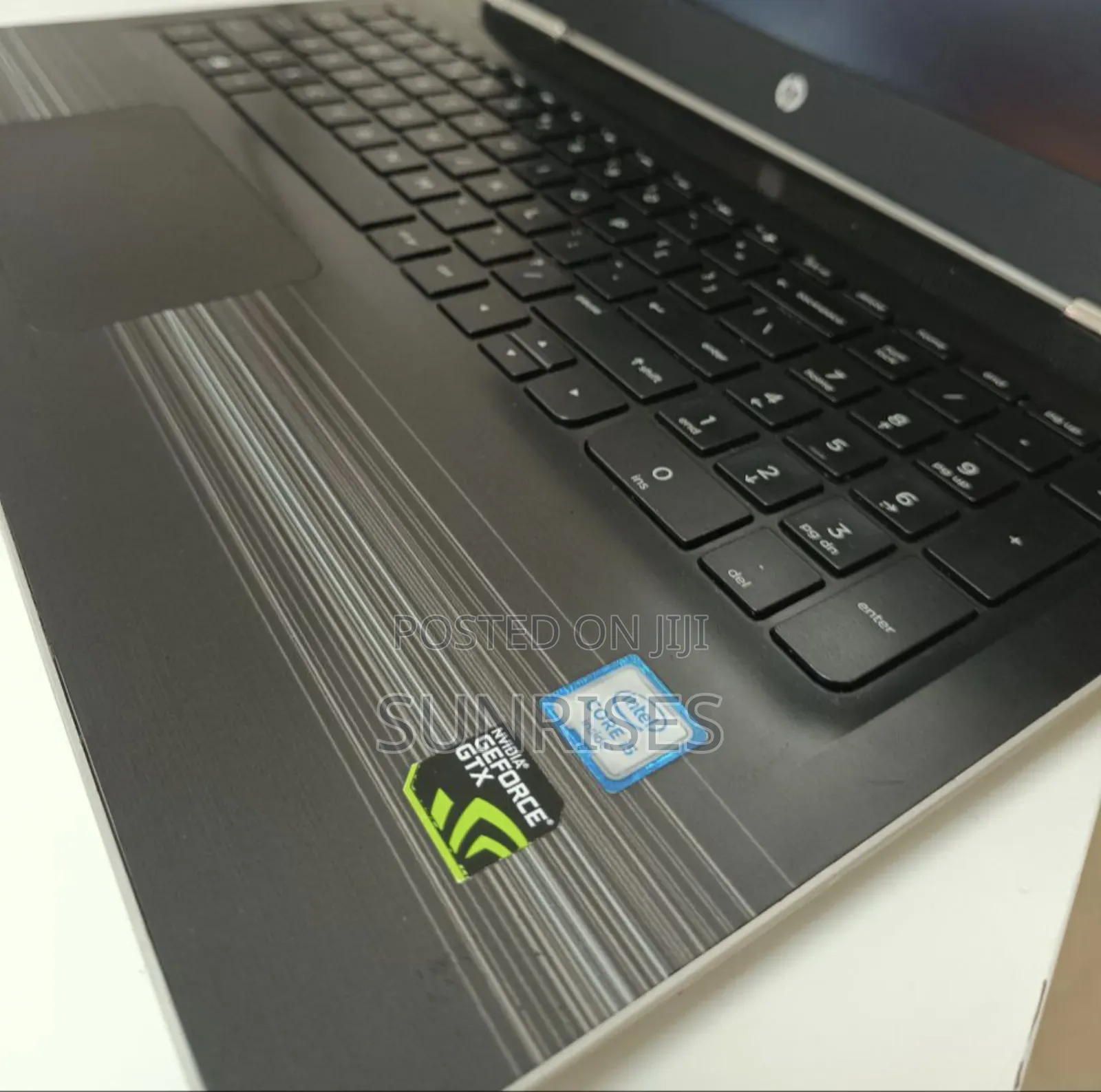 New Laptop HP Pavilion 15 8GB Intel Core I5 HDD 1T