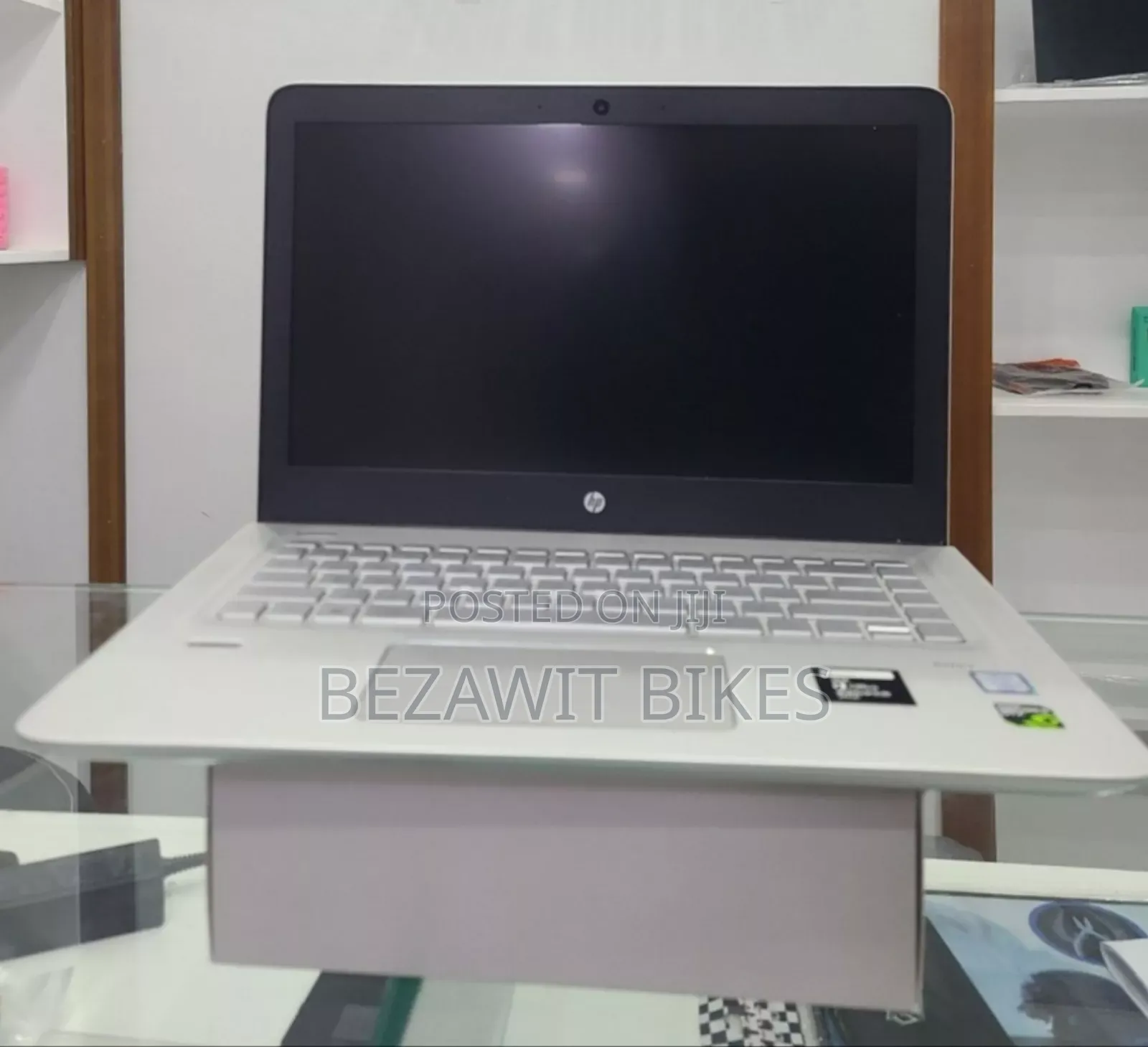 New Laptop HP Envy 14 8GB Intel Core I5 SSD 512GB