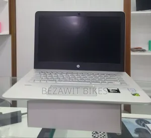 New Laptop HP Envy 14 8GB Intel Core I5 SSD 512GB