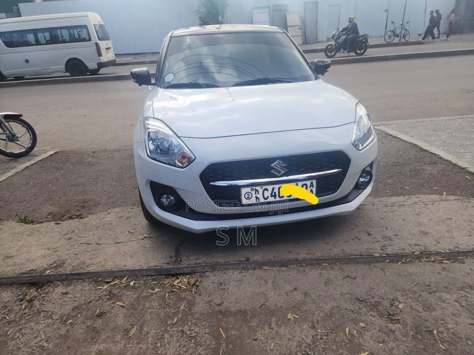 Suzuki Swift 2022 White