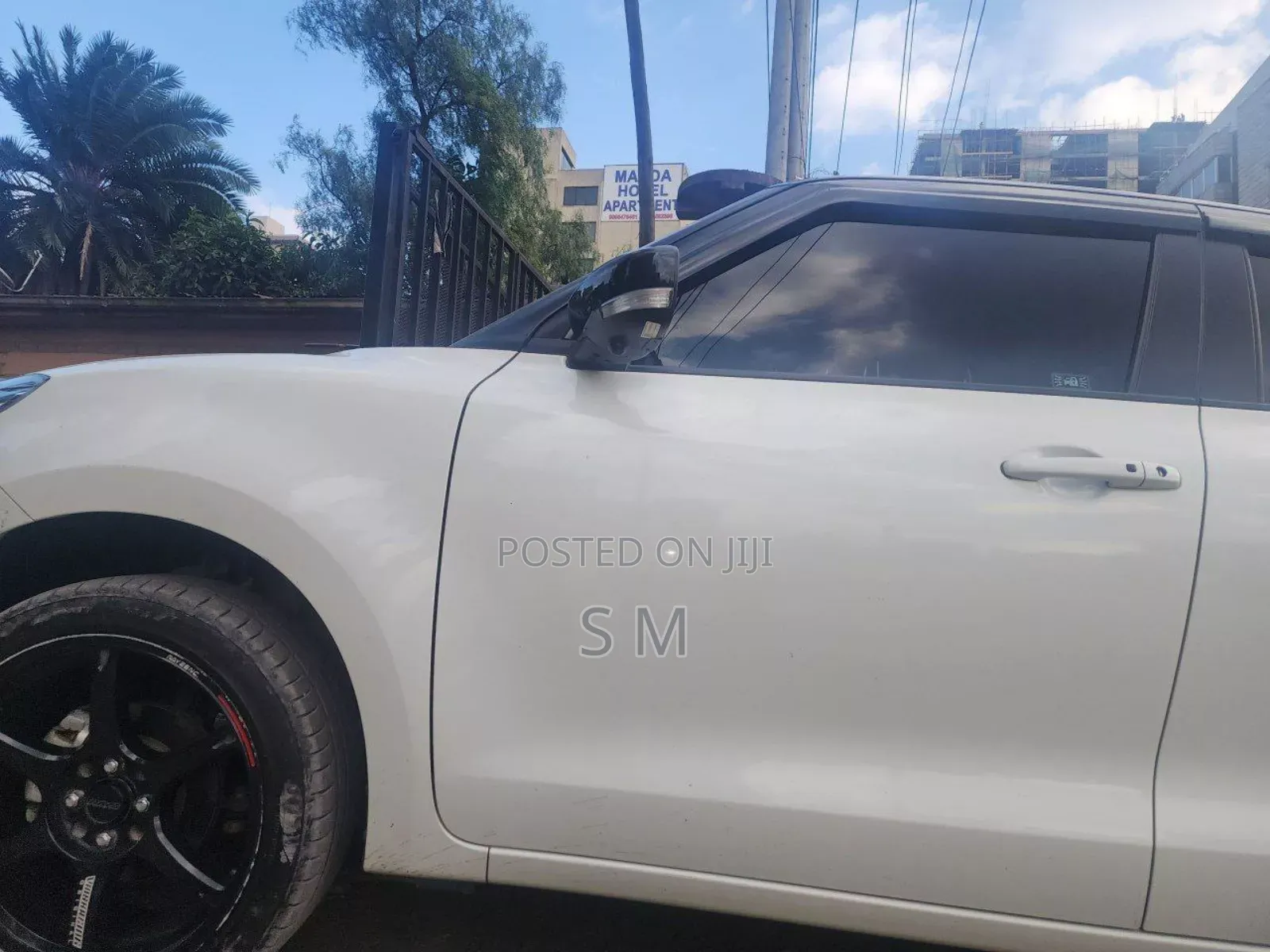 Suzuki Swift 2022 White