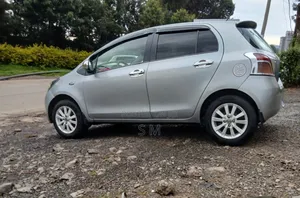 Toyota Yaris 2006 Silver