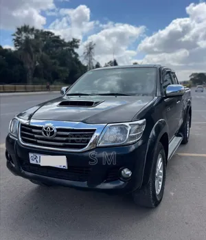 Toyota Hilux 2014 Black