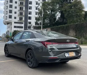Hyundai Elantra 2021 Black