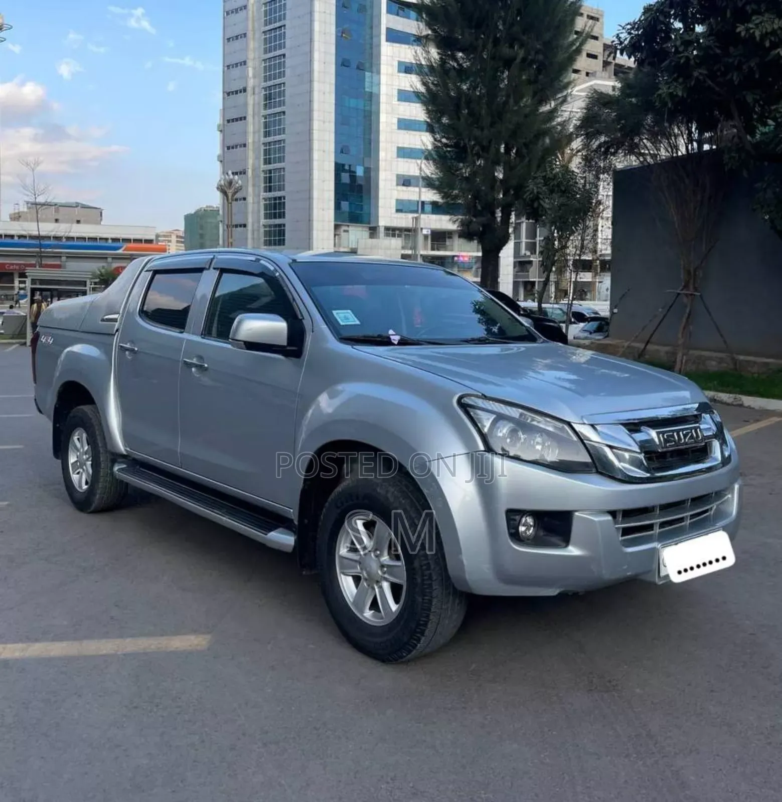 Isuzu D-MAX 2021 Silver